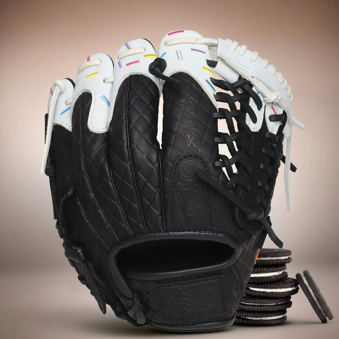 youth | cookies & cream ice cream glove - Image 8