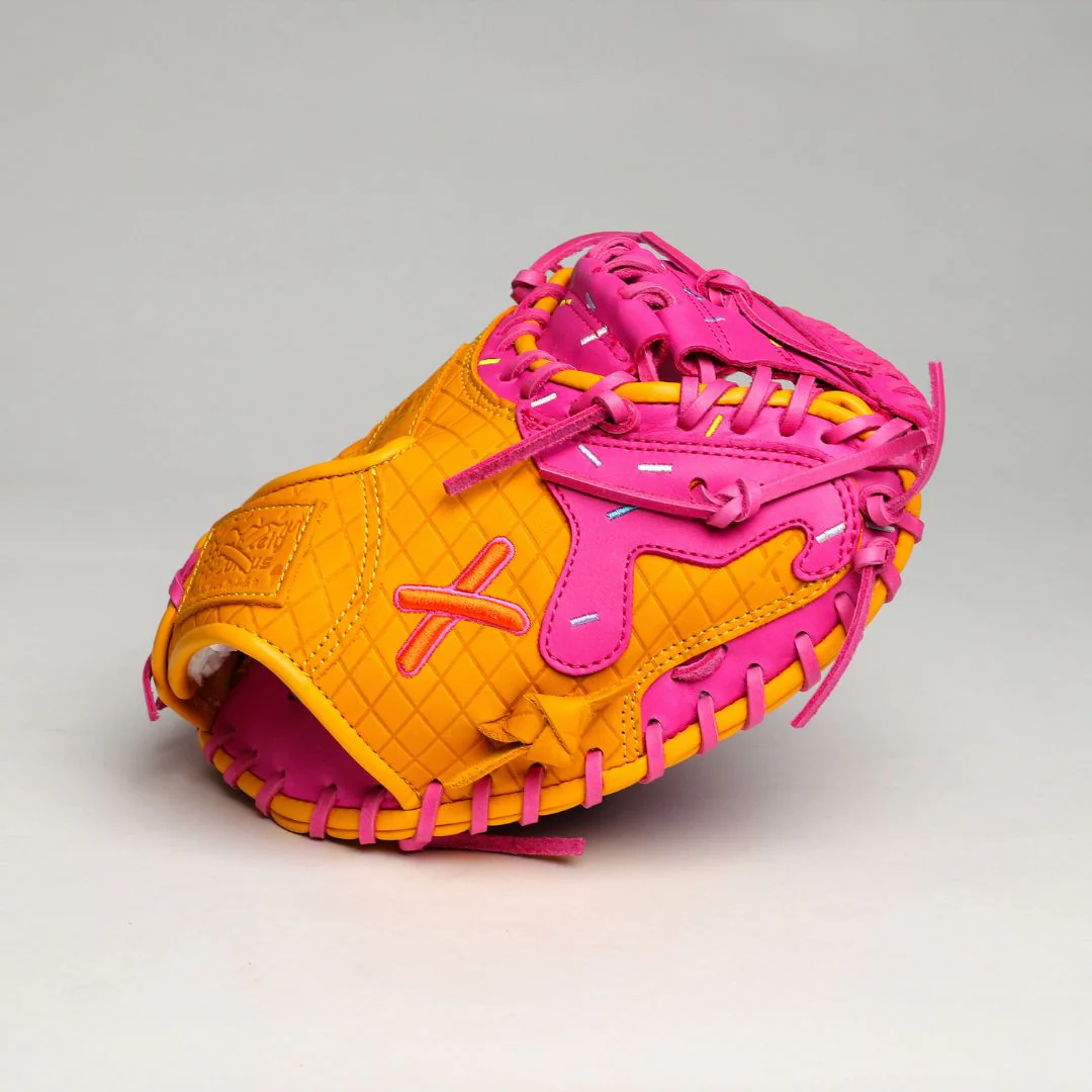 32.5" youth catcher's mitt | strawberry - Image 4