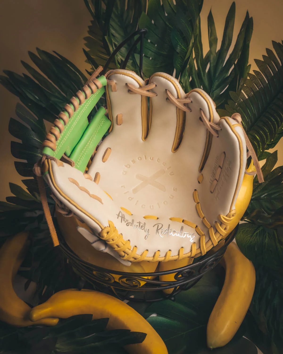 banana glove | rare edition - Image 7
