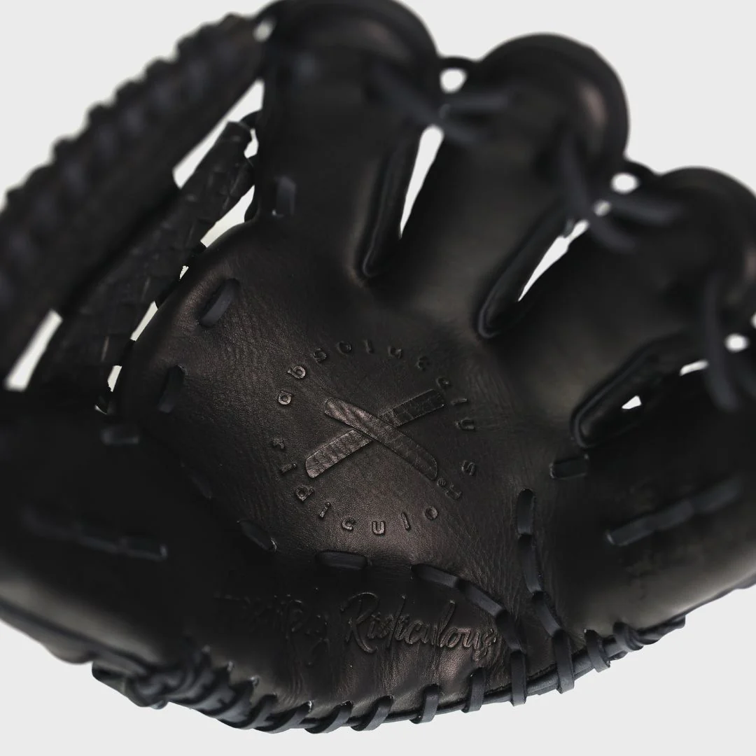 blackout ice cream glove - Image 6
