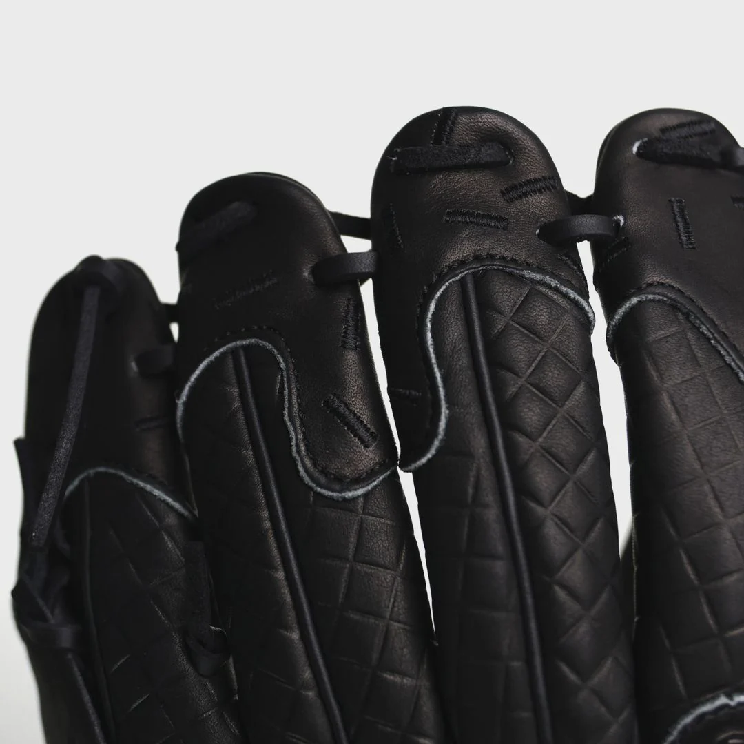 blackout ice cream glove - Image 7