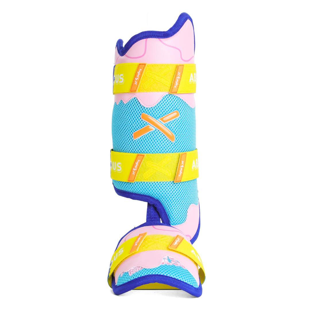 bubble gum drip model leg guard - Image 8