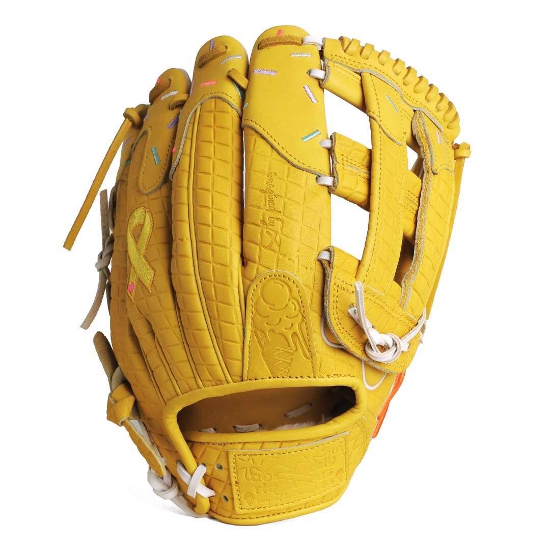gold ribbon childhood cancer awareness glove - Image 7