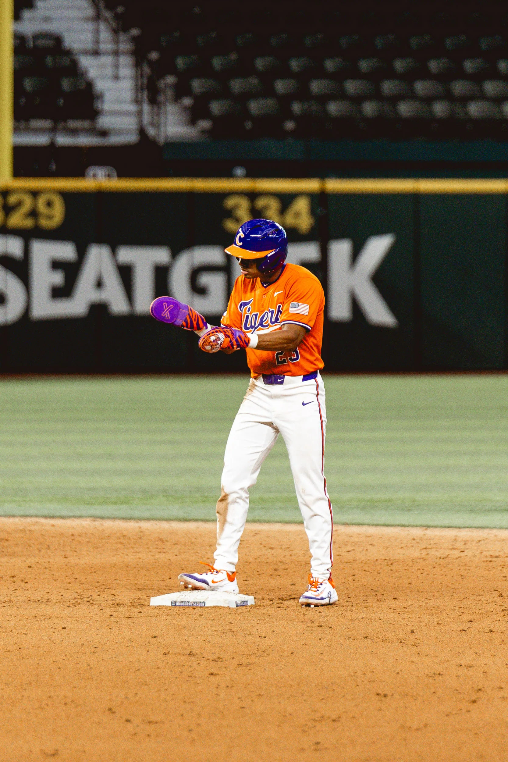 clemson tiger sliding mitt - Image 3