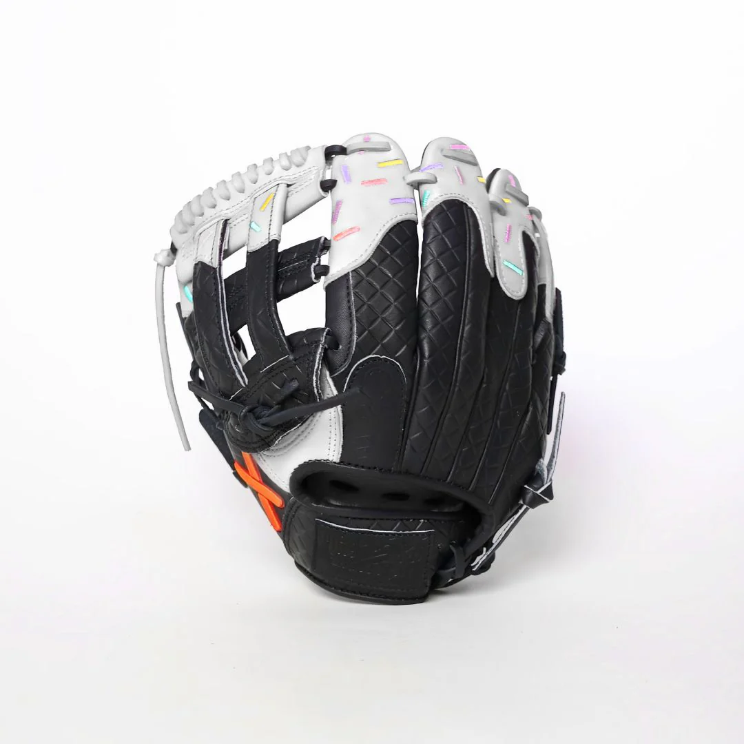 cookies & cream ice cream glove - Image 12