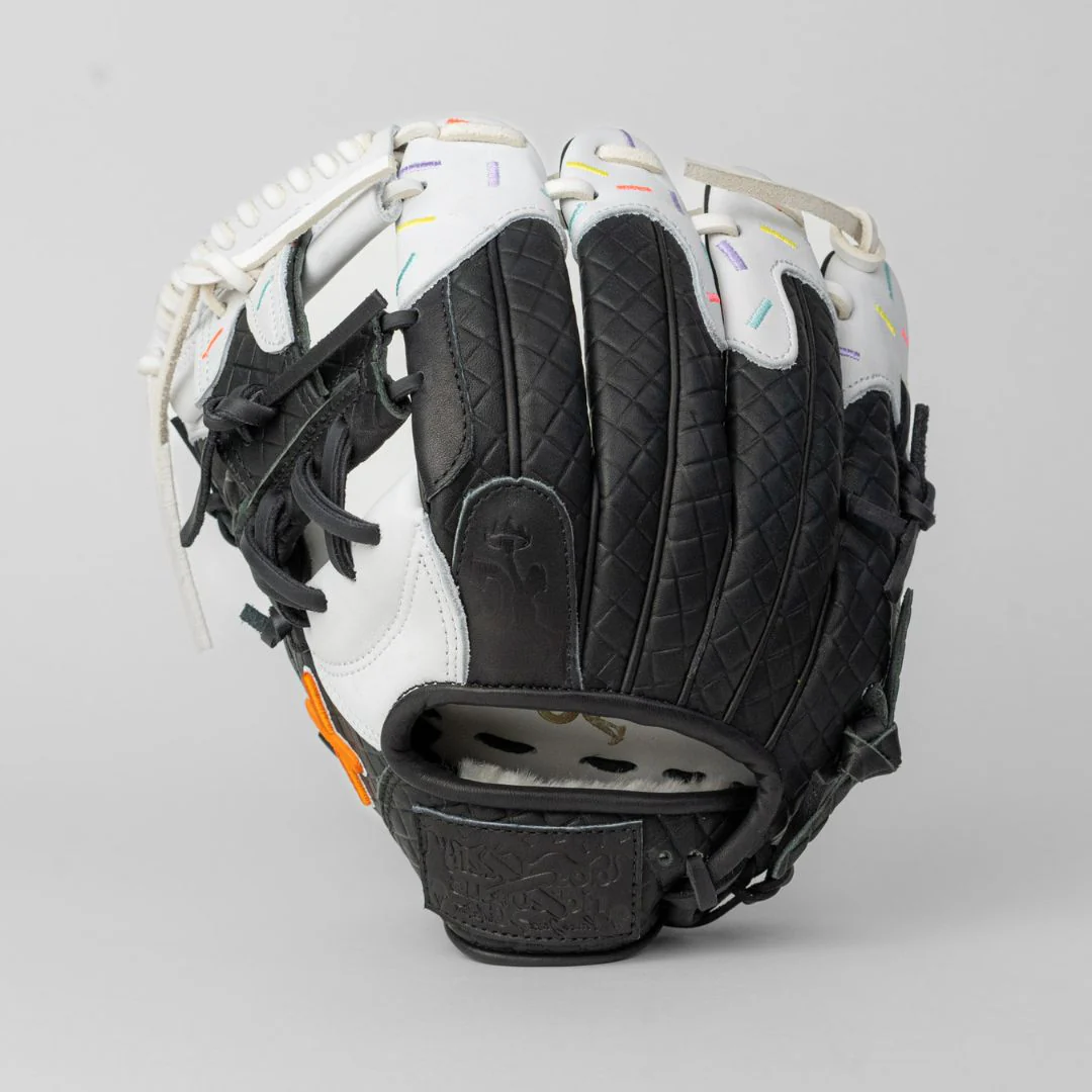 cookies & cream ice cream glove - Image 13