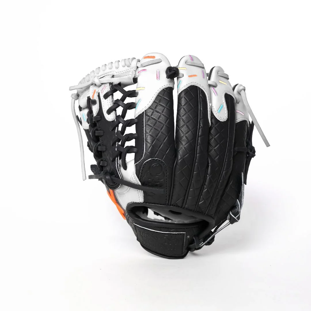 cookies & cream ice cream glove - Image 15