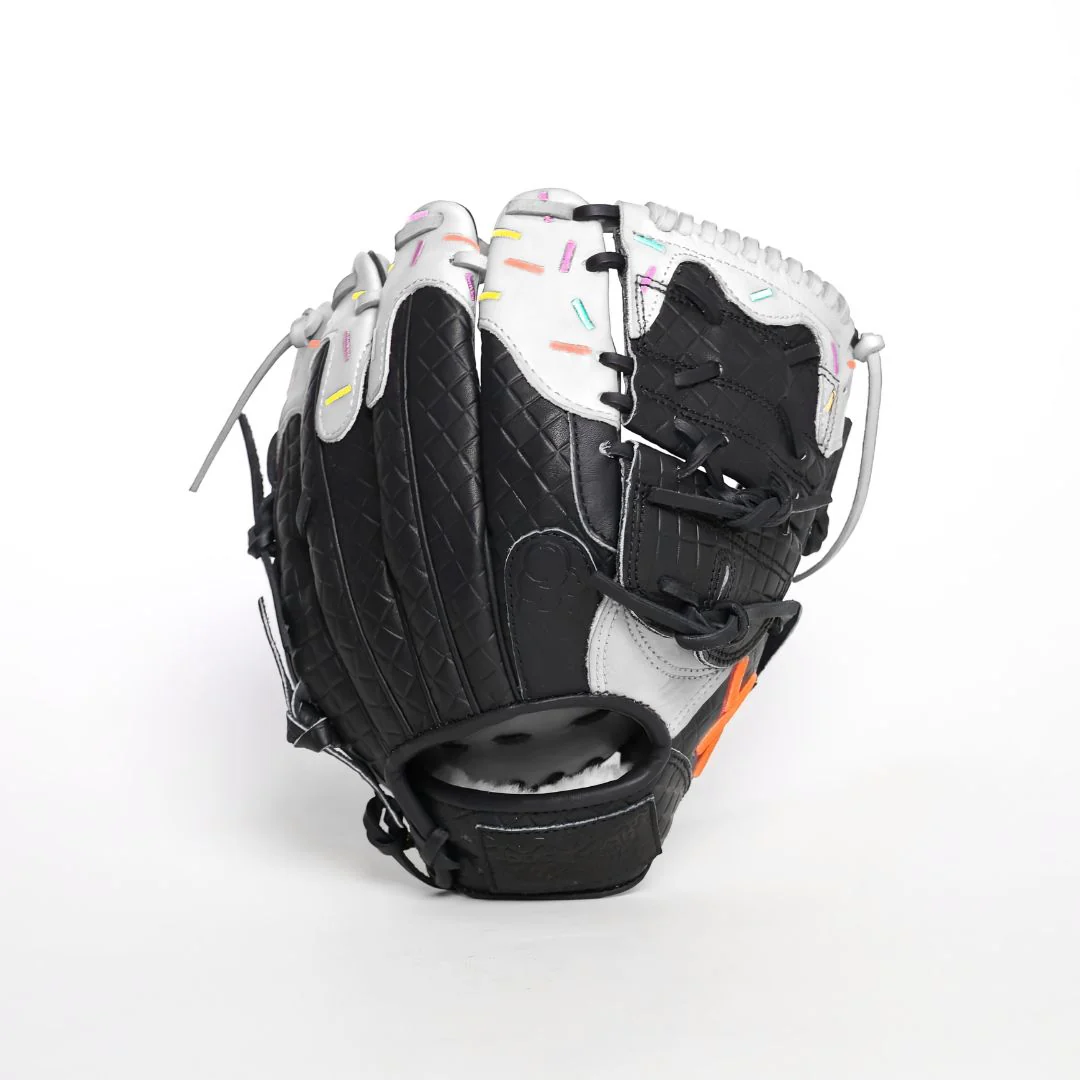 cookies & cream ice cream glove - Image 16