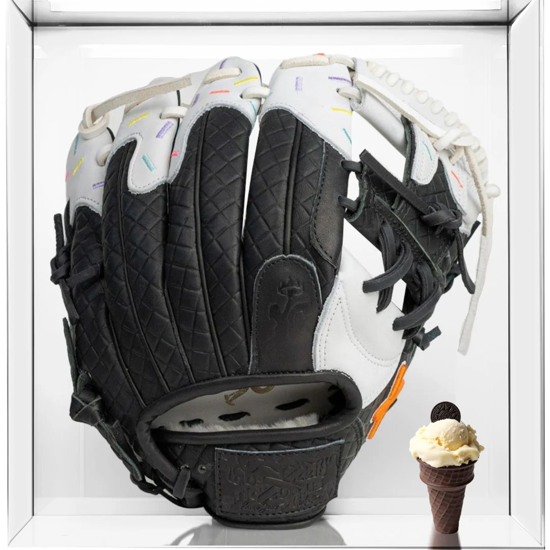cookies & cream ice cream glove - Image 3