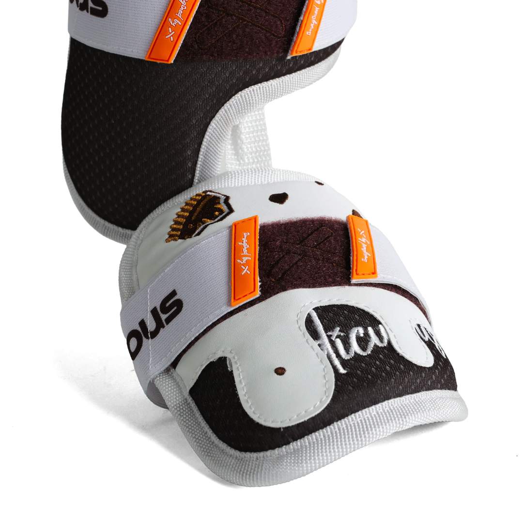 cookies & cream chunky ice cream drip model leg guard - Image 5