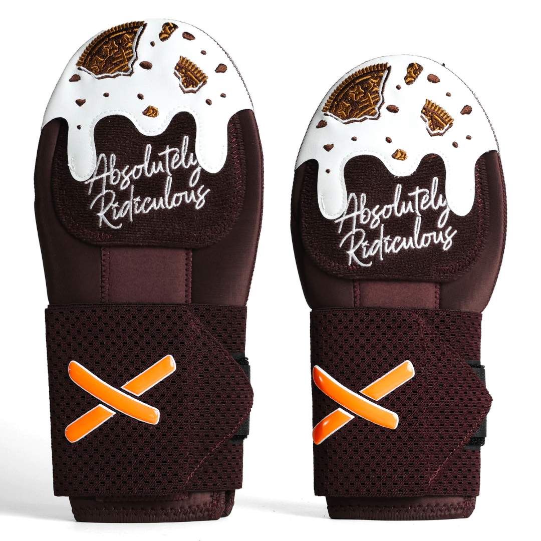 cookies & cream chunky ice cream sliding mitt - Image 3