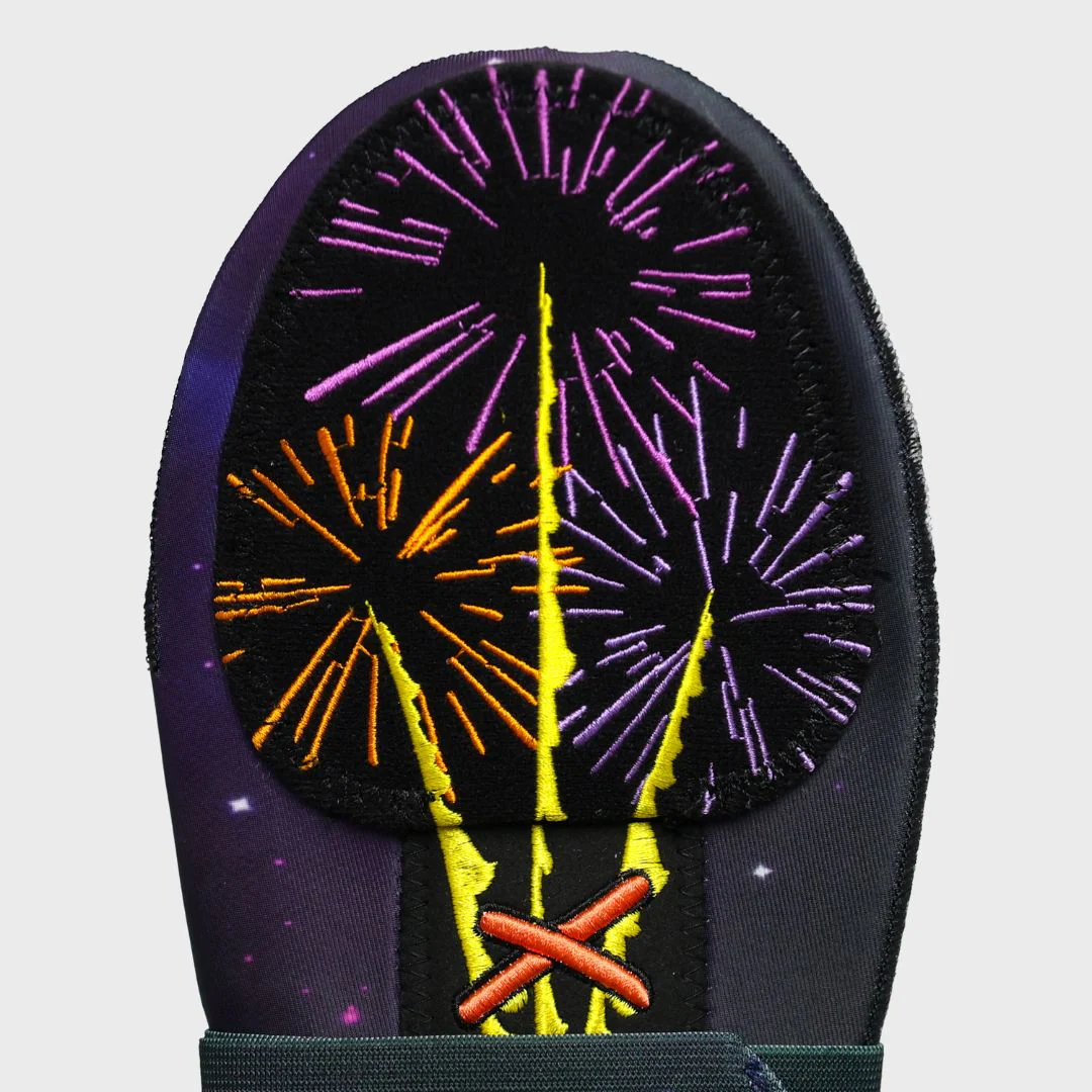 fireworks sliding mitt - Image 4