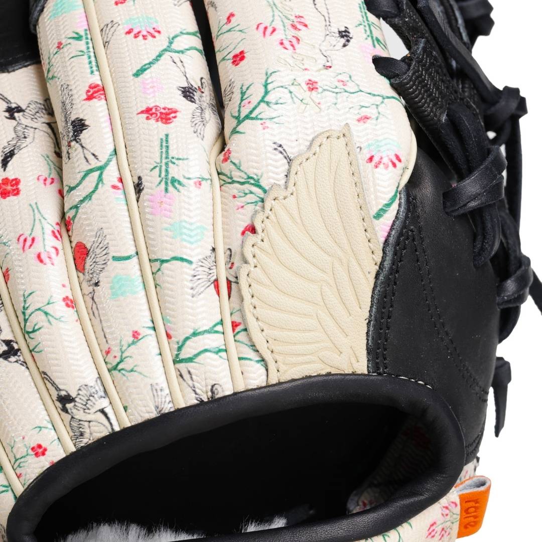grandma's wallpaper | rare edition glove - Image 5