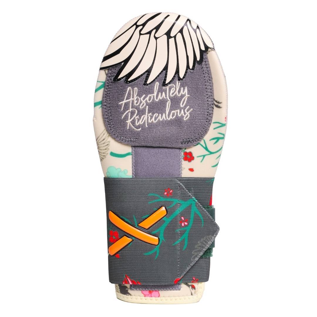 grandma's wallpaper sliding mitt