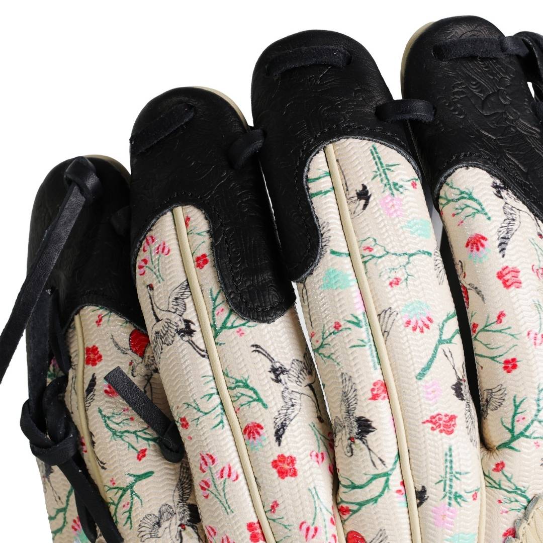 softball | grandma's wallpaper rare edition glove - Image 6