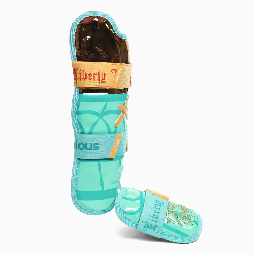 lady liberty drip model leg guard - Image 4