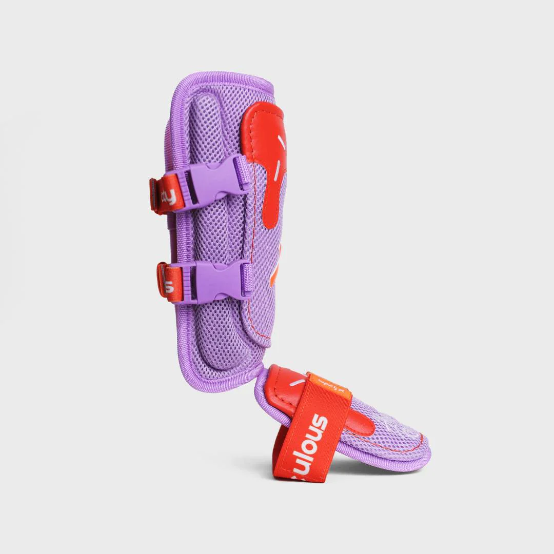 absolutely ridiculous leg guard - Image 3