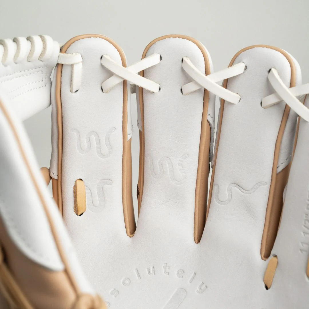 milk and cookies glove | rare edition - Image 5