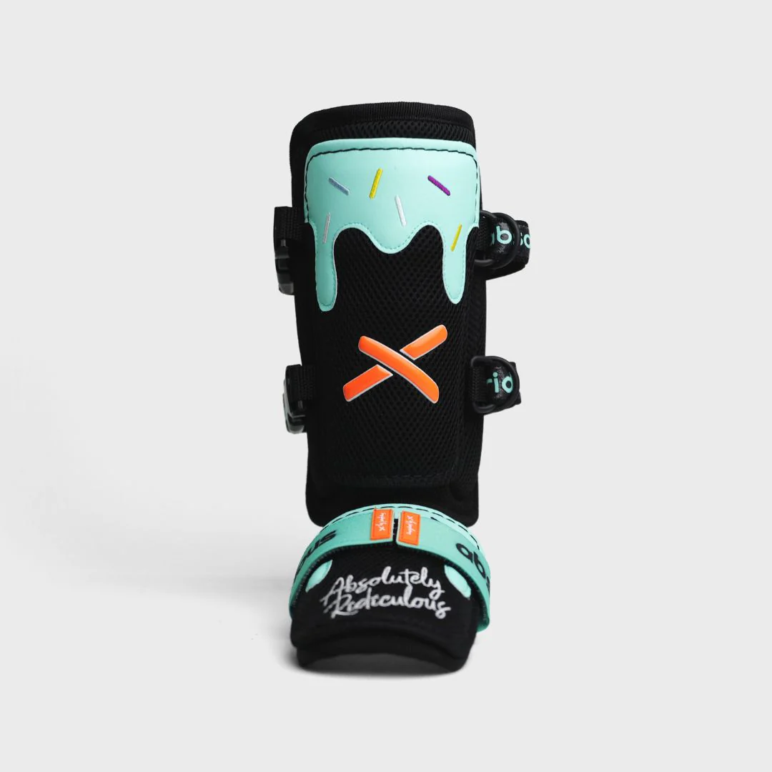 mint blackout ice cream leg guard - Image 3