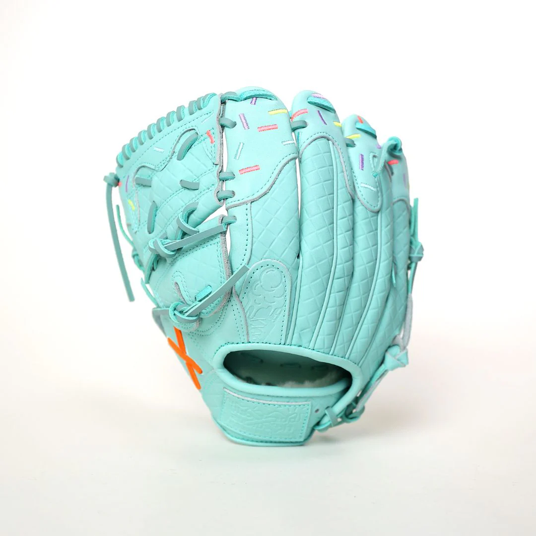 mint dipped ice cream glove - Image 14