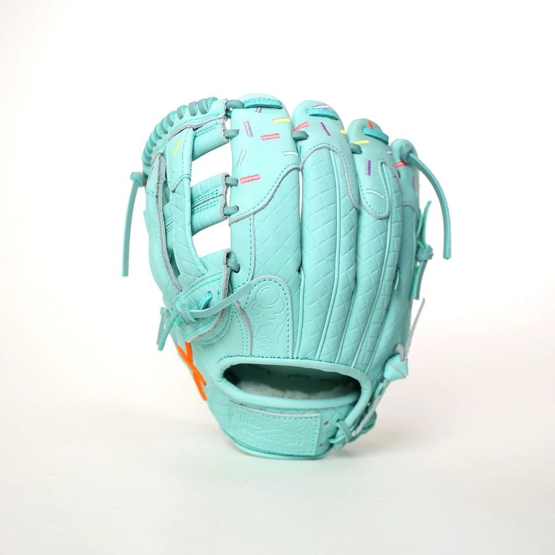 mint dipped ice cream glove - Image 9