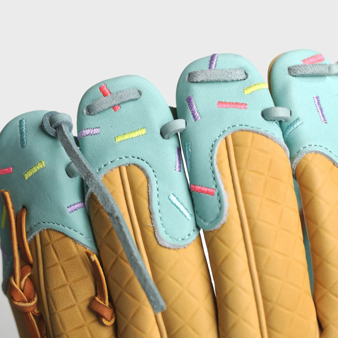 mint ice cream glove - Image 3