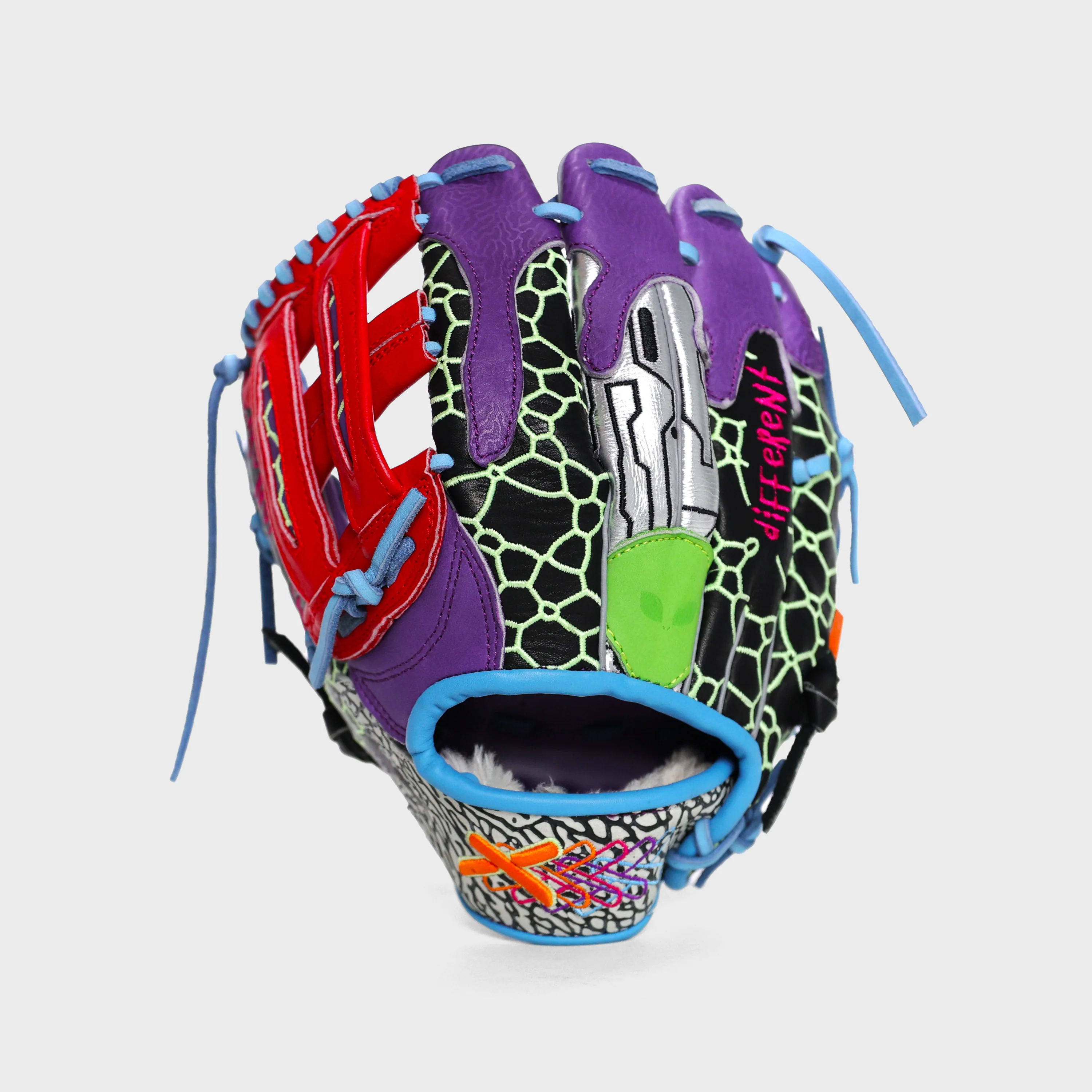 out of this world rare edition glove - Image 16