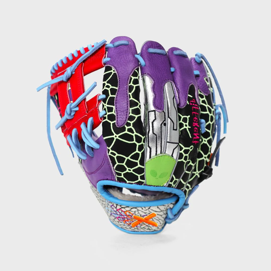 out of this world rare edition glove - Image 9