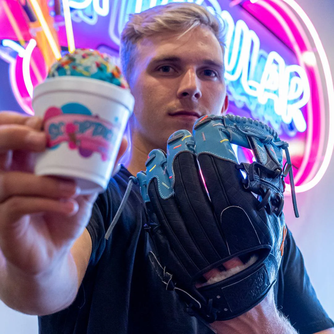 pushin' 🅿️ ice cream glove | rare edition (42) - Image 16