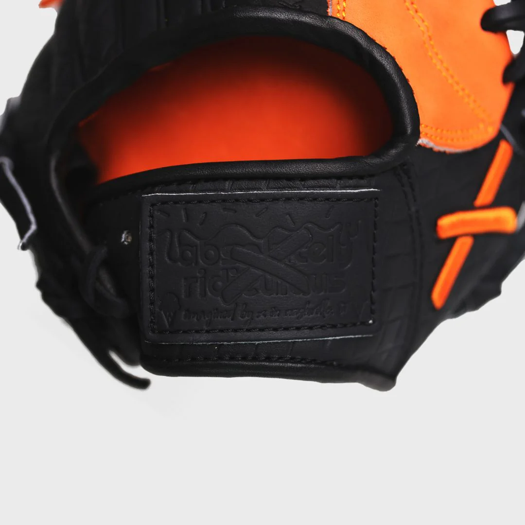 pumpkin spice ice cream glove - Image 6
