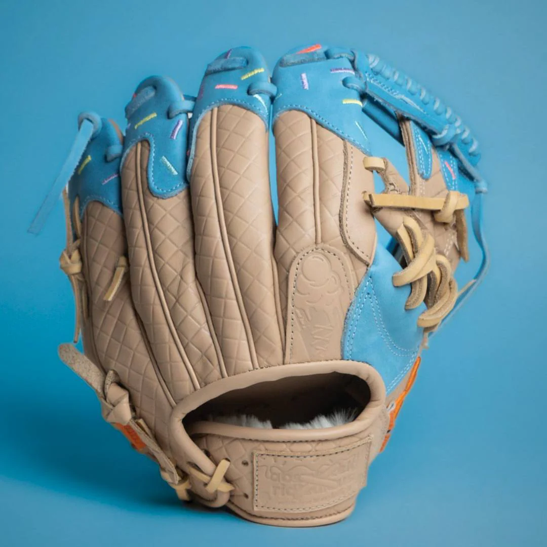 pushin' 🅿️ tan ice cream glove | rare edition - Image 2
