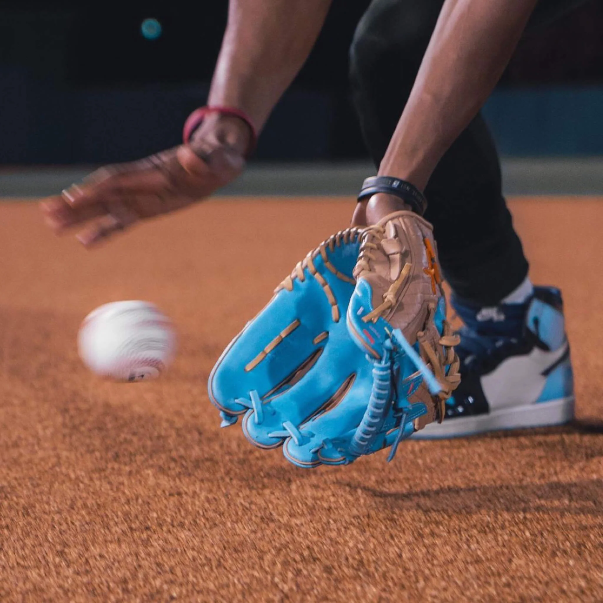 pushin' 🅿️ tan ice cream glove | rare edition - Image 5