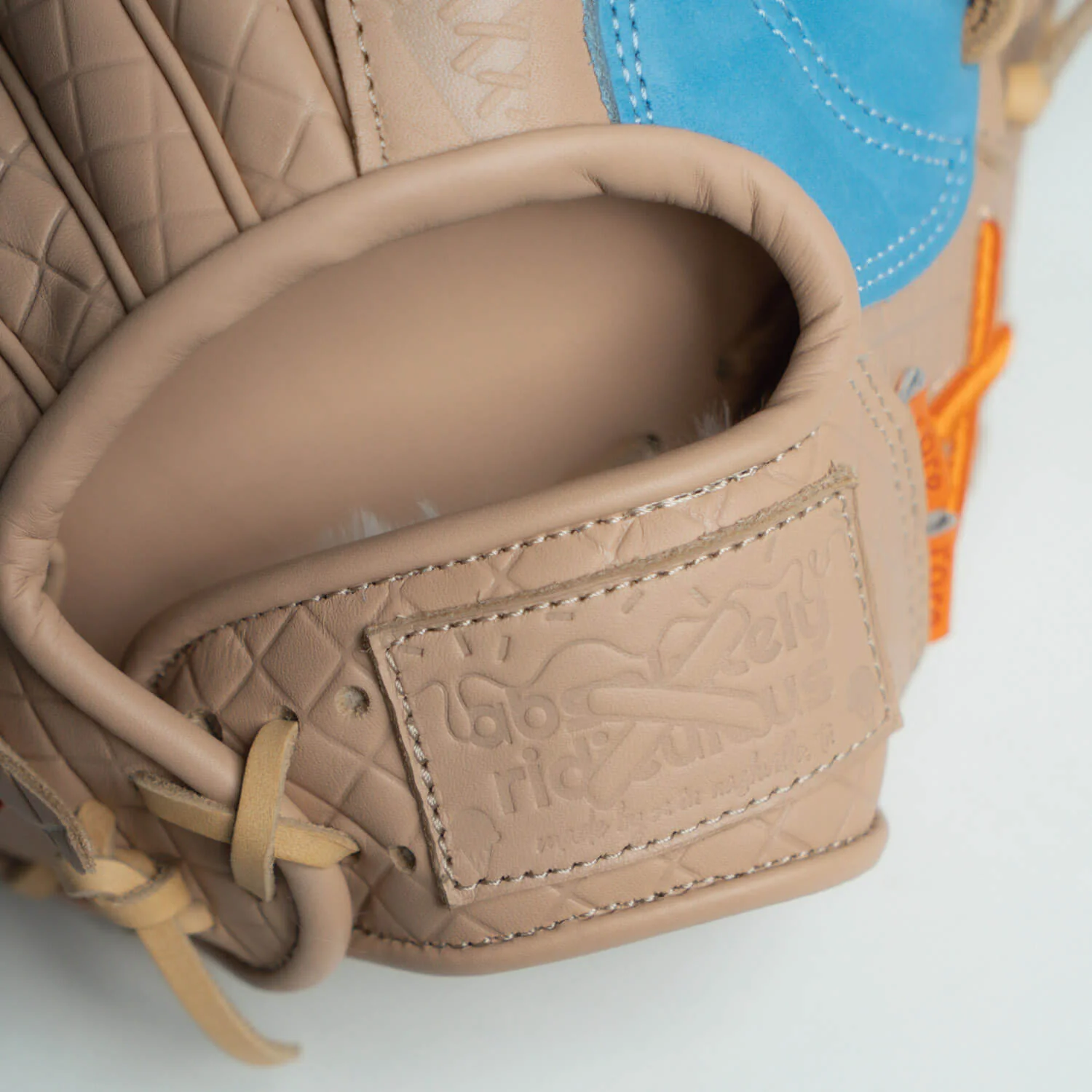 pushin' 🅿️ tan ice cream glove | rare edition - Image 9