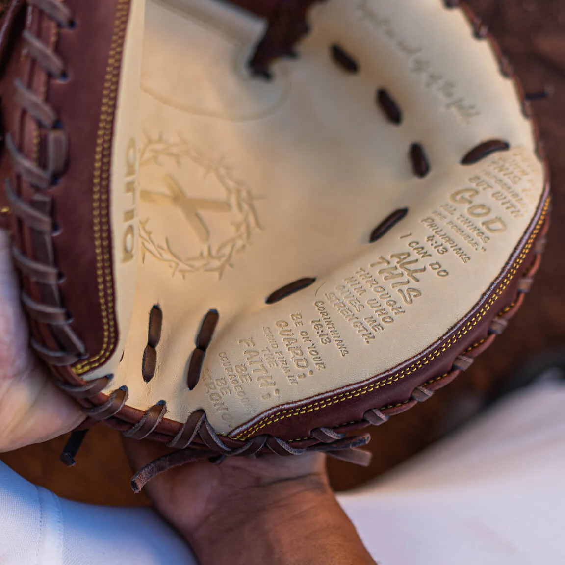 softball bible catcher's mitt - Image 6