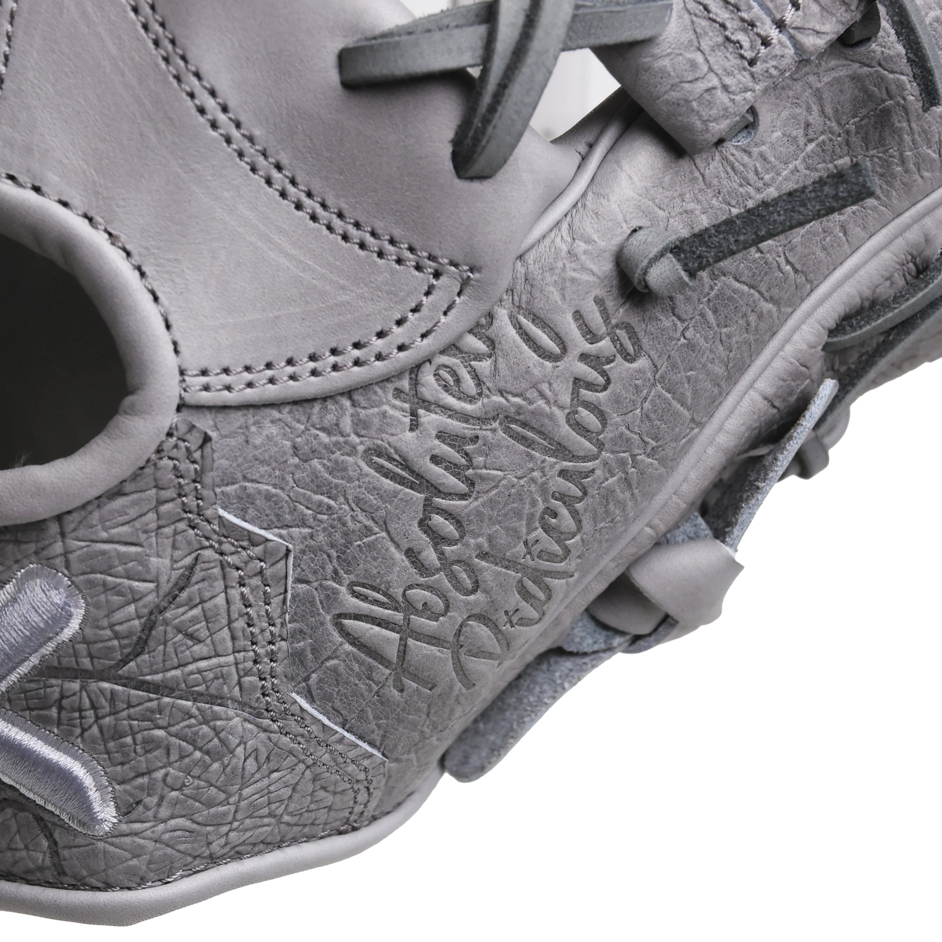 softball | cement glove - Image 6