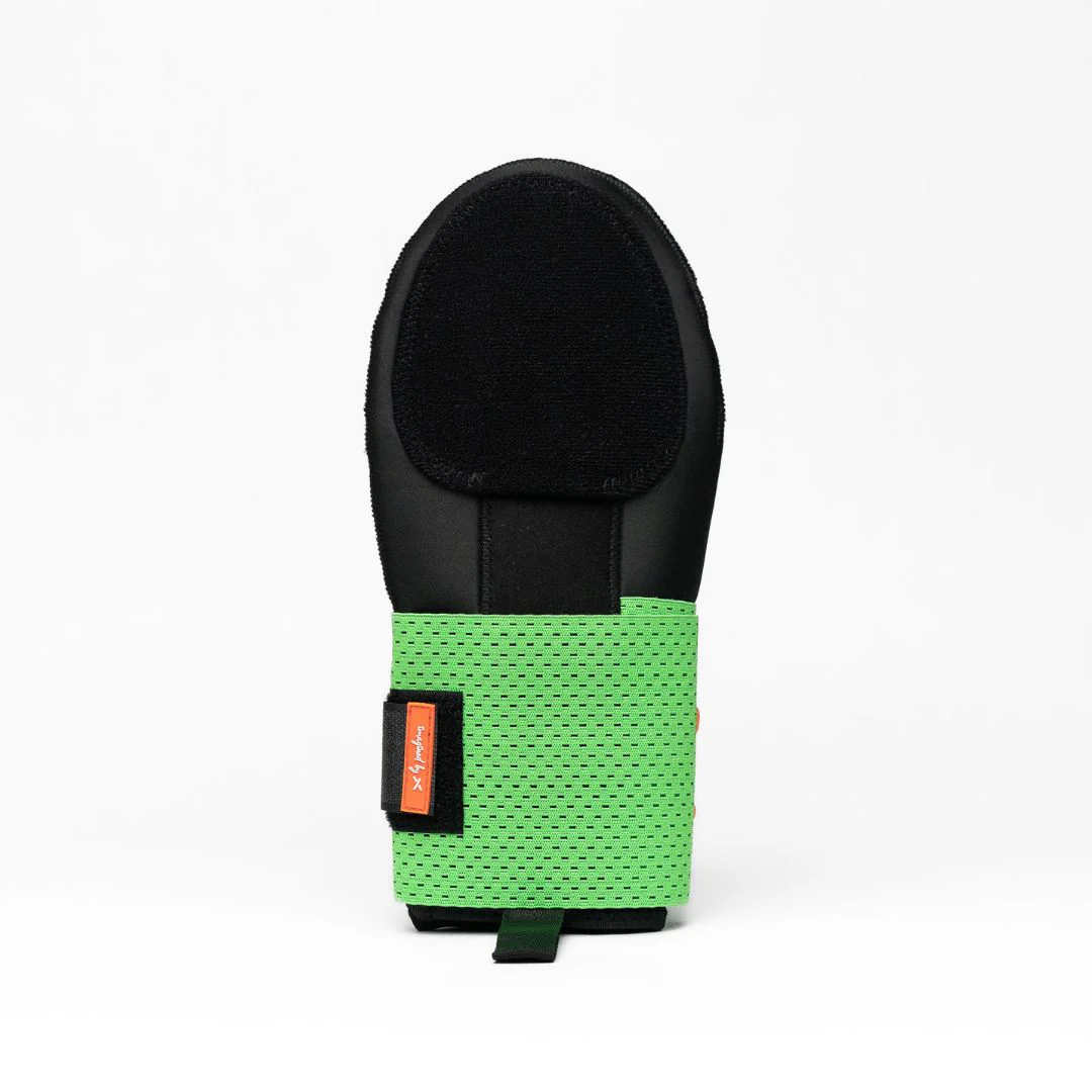sour apple ice cream sliding mitt - Image 5