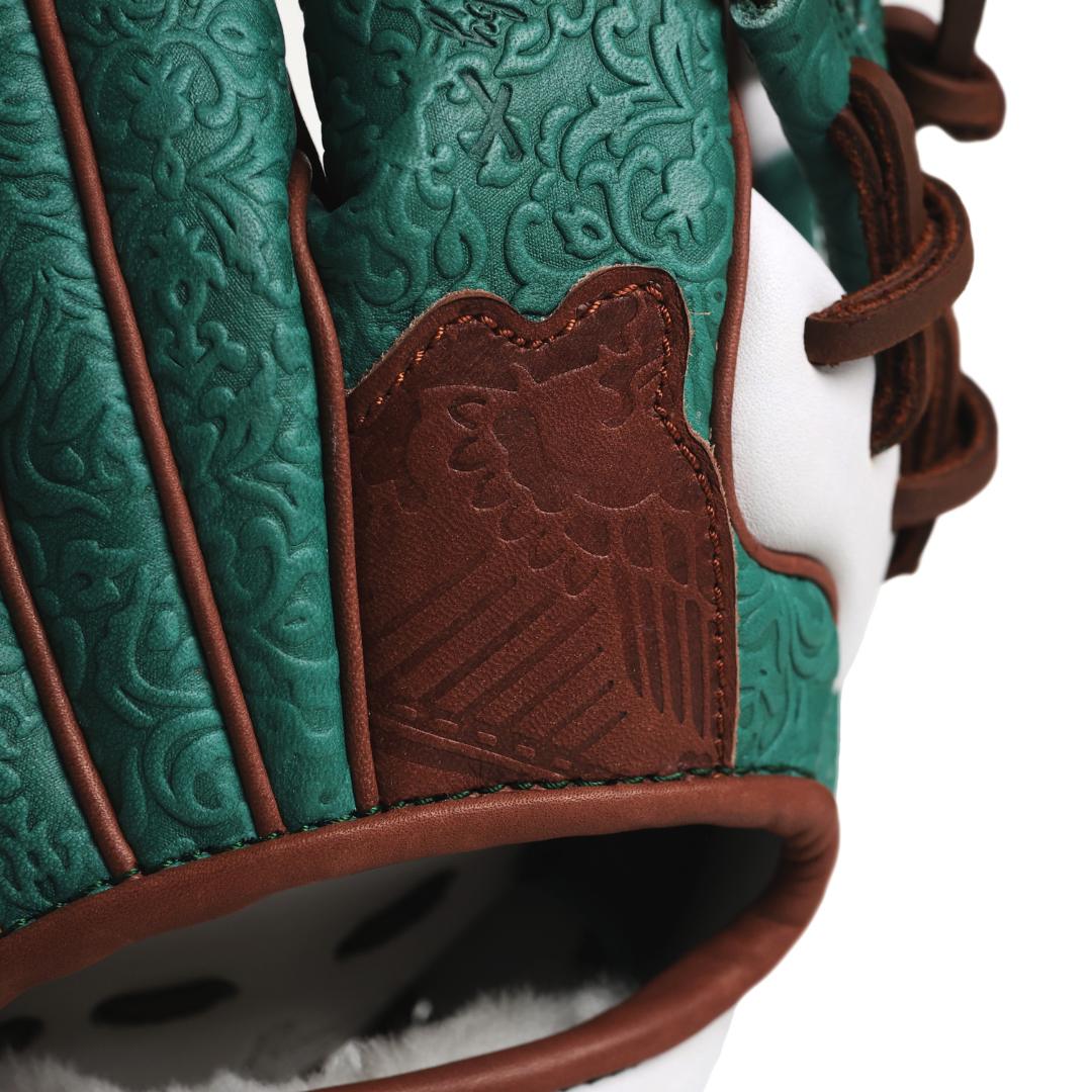shamrock shake ice cream glove - Image 5