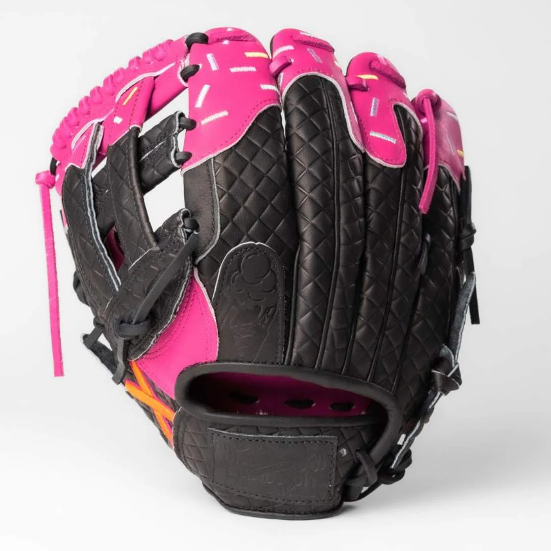 softball | strawberry blackout ice cream glove - Image 3