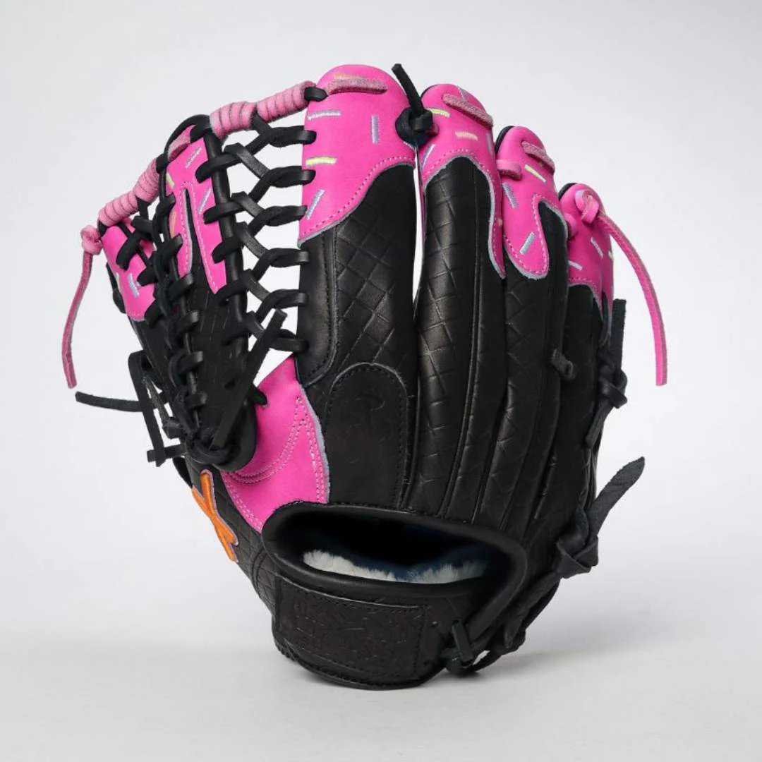 softball | strawberry blackout ice cream glove - Image 4