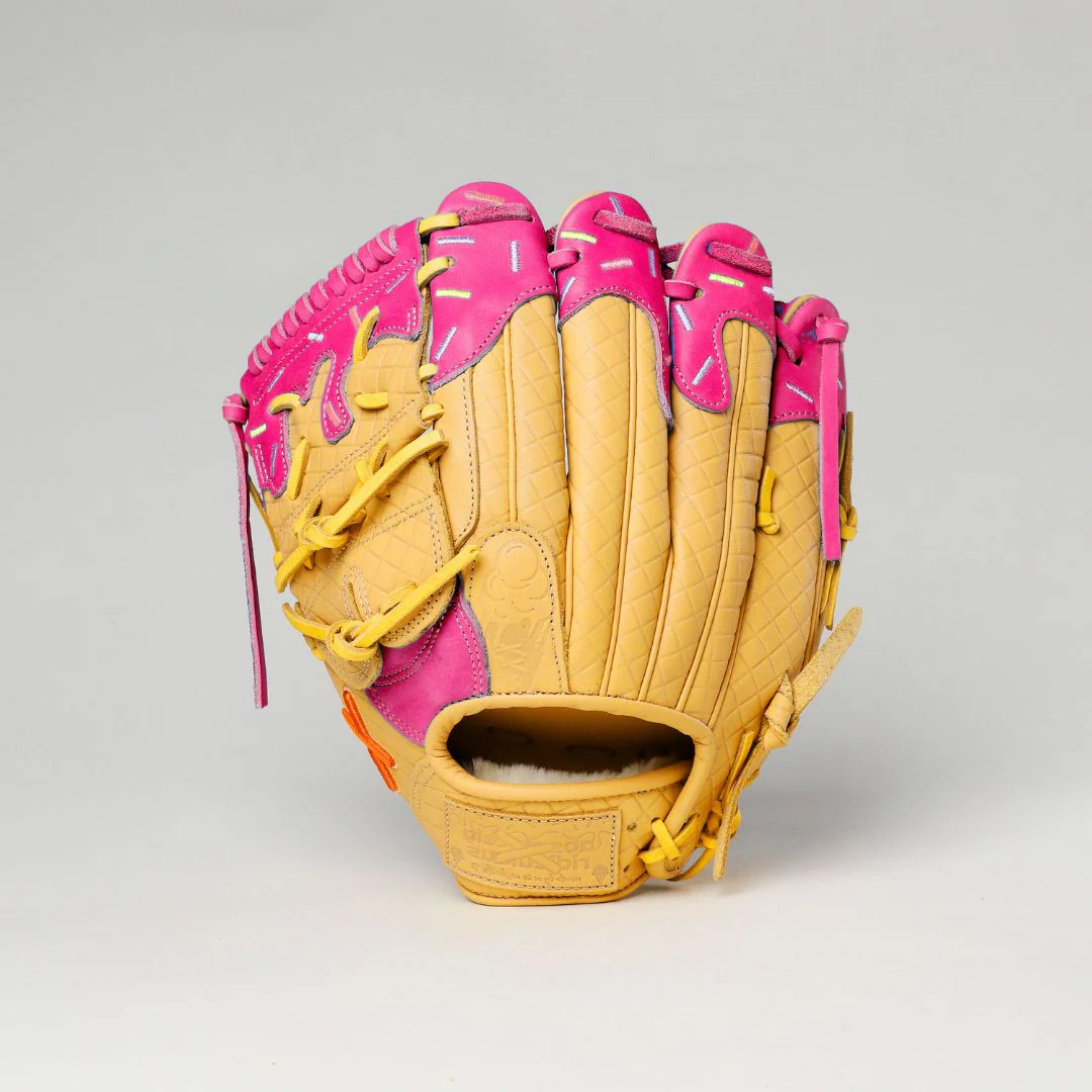 strawberry ice cream glove - Image 14
