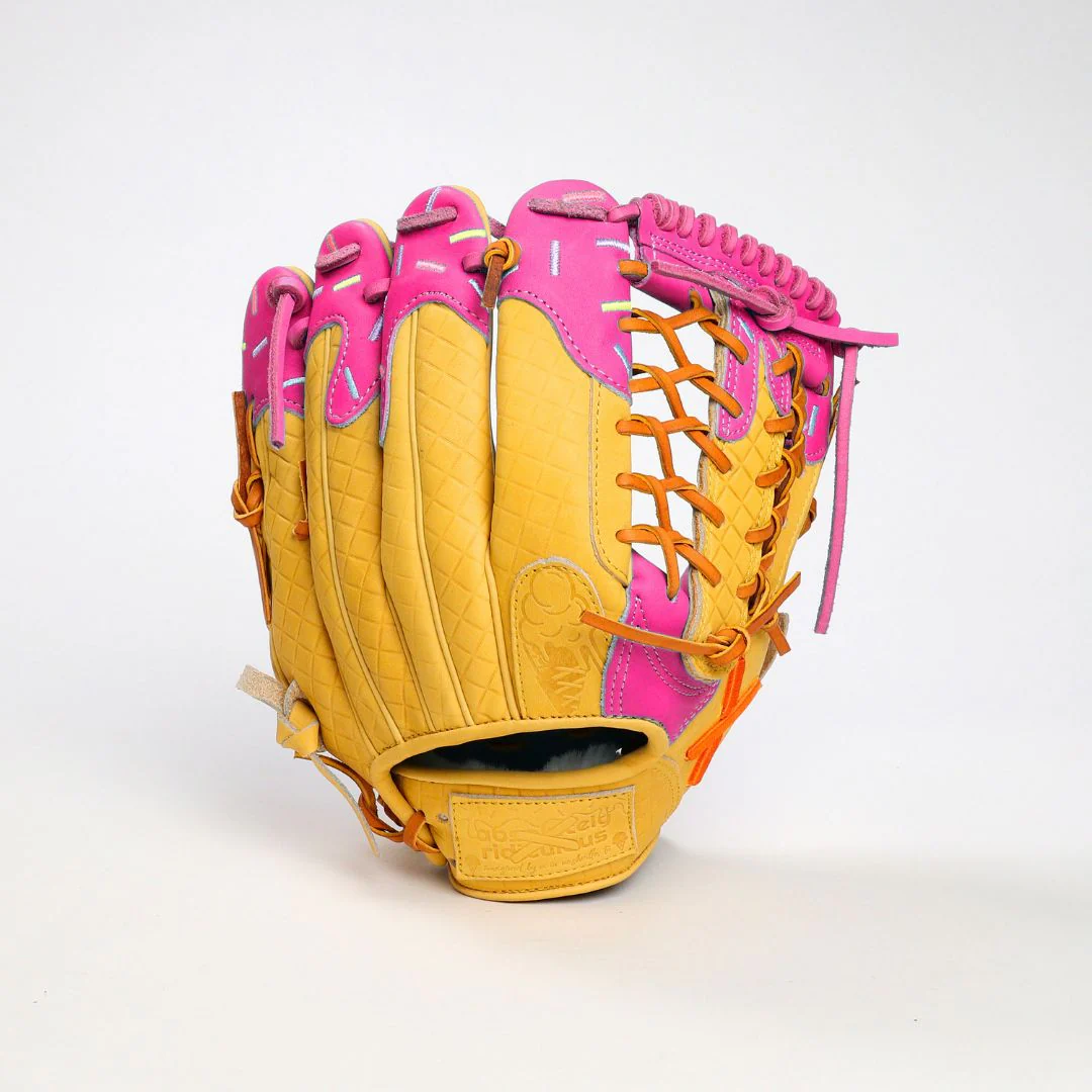 strawberry ice cream glove - Image 7