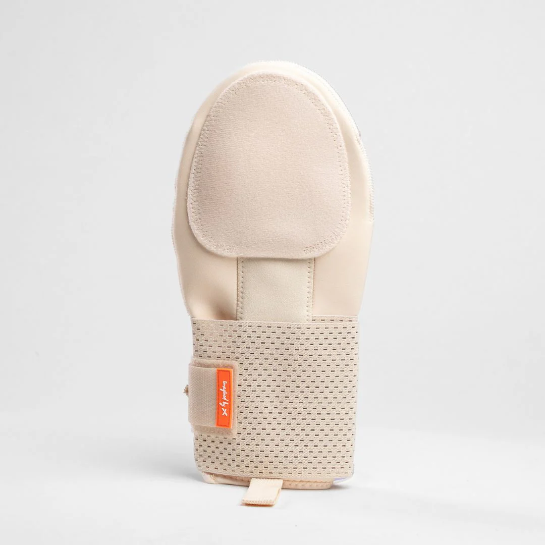 strawberry ice cream sliding mitt - Image 5