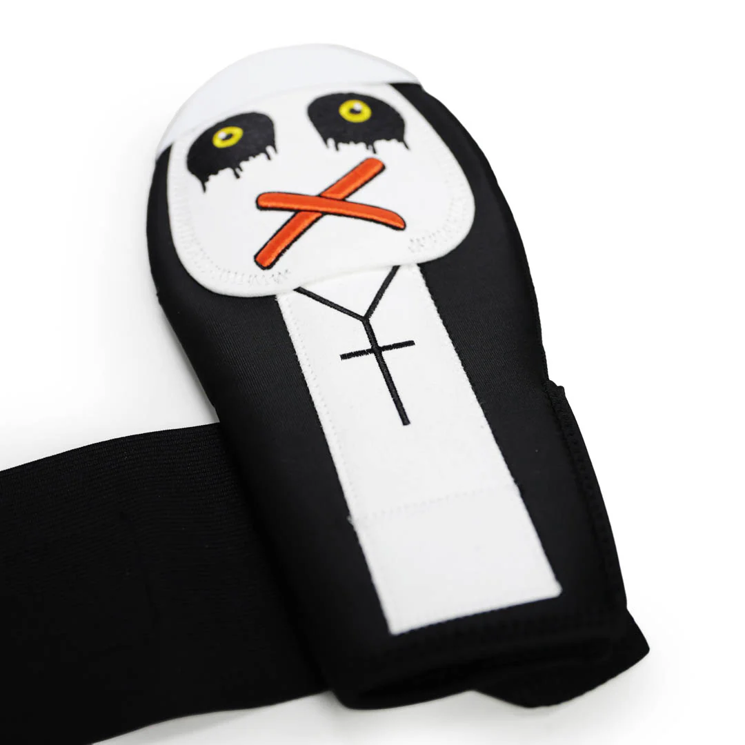 the nun sliding mitt - Image 4