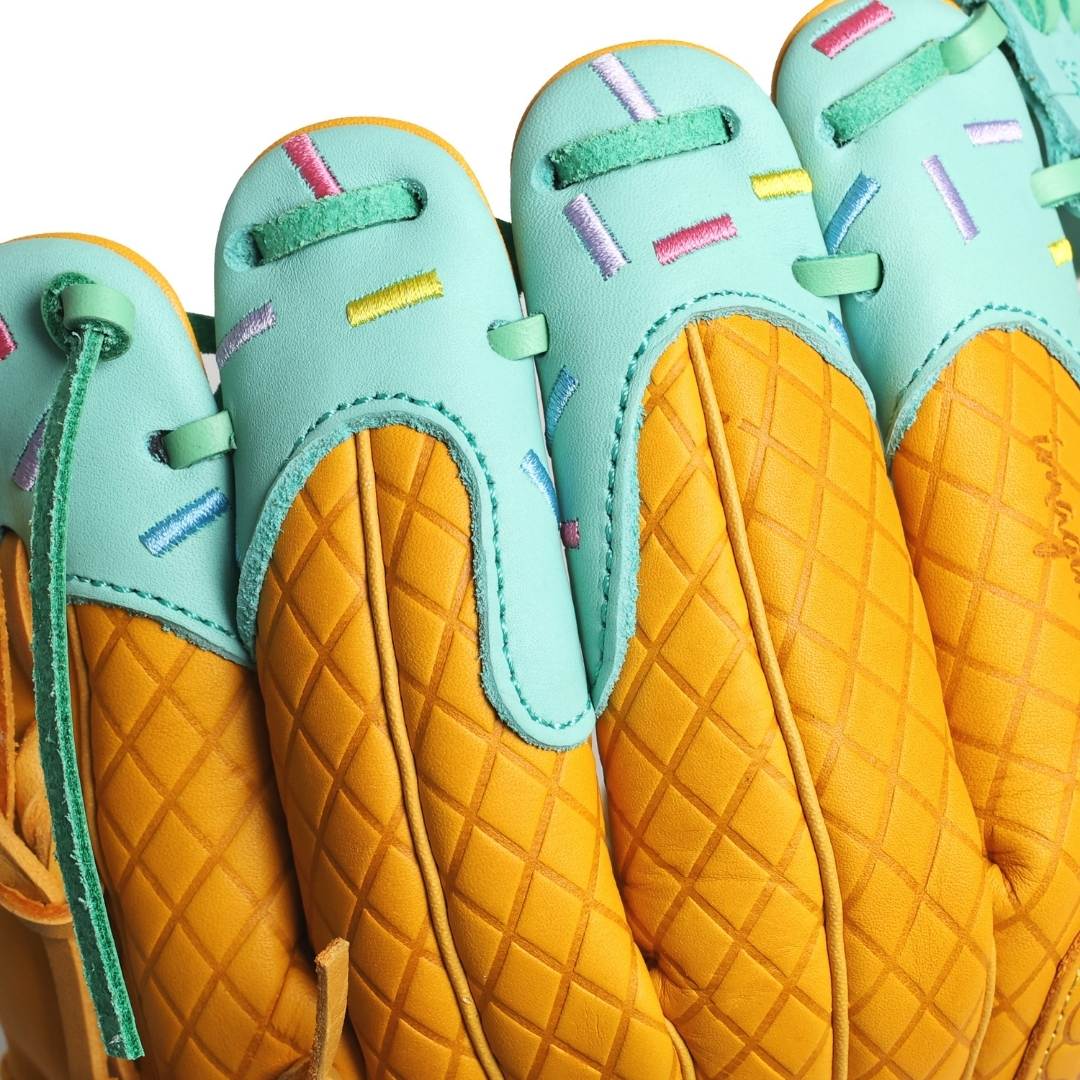youth | mint ice cream glove - Image 3