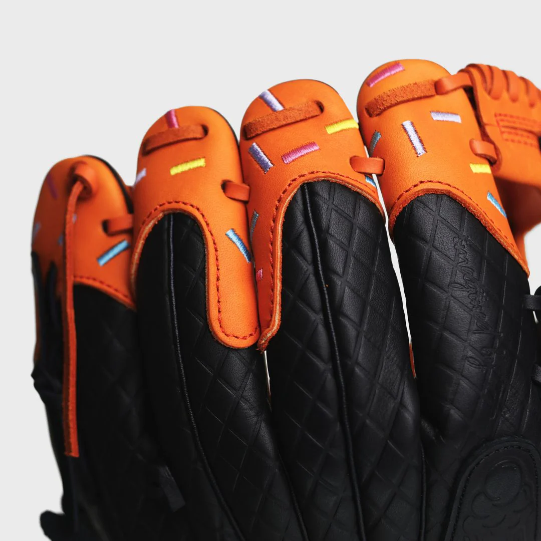 youth | pumpkin spice ice cream glove - Image 4