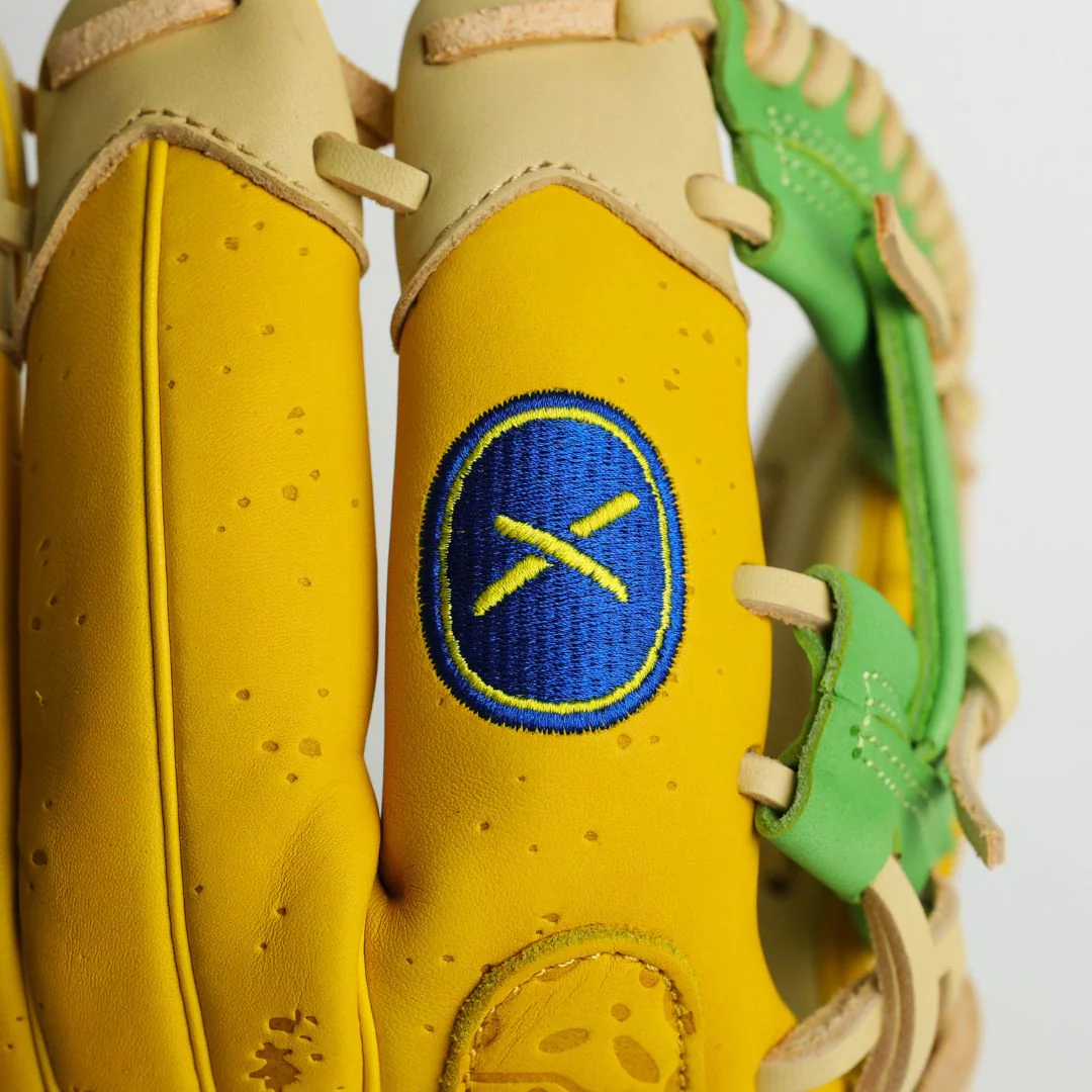 youth softball | banana glove - Image 4